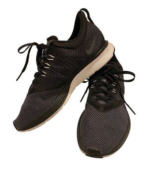 Nike Zoom Strike Running Shoes Womens Size 7 Training Athletic Sports Sporty